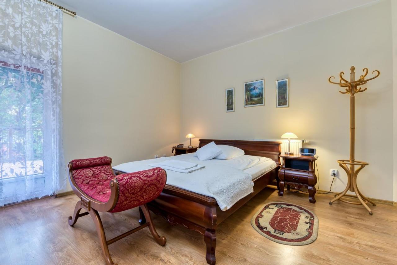 Hotel Gracja Ґожув-Велькопольський Екстер'єр фото