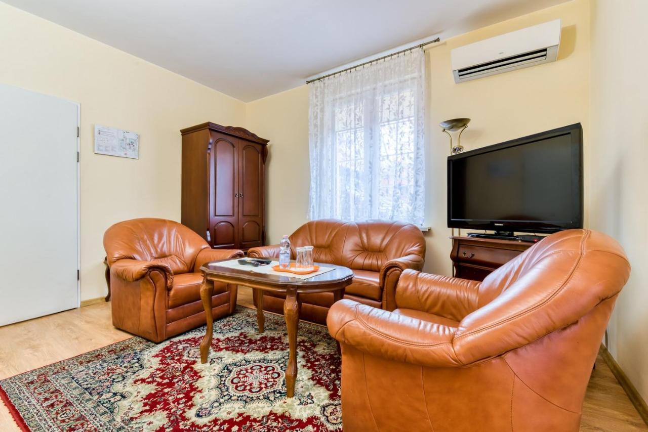 Hotel Gracja Ґожув-Велькопольський Екстер'єр фото